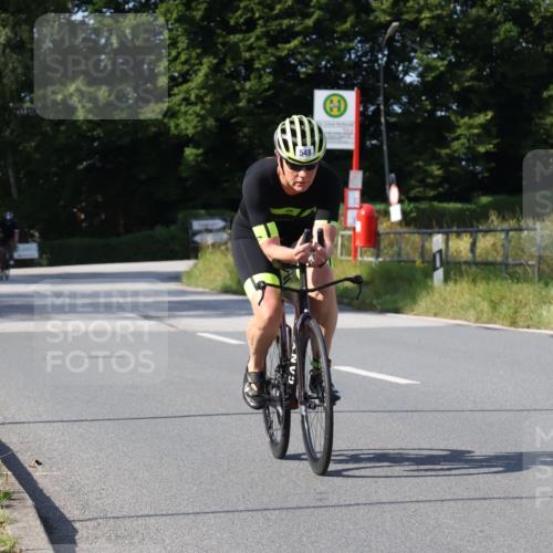 25.08.2024 - Elbe Triathlon Hamburg Fuchs,  Jonas http://msf.ph/oto/6872101 25.08.2024 10:32:47 Radfahren 677, 728, 748, 702, 548, 746 meine-sportfotos.de