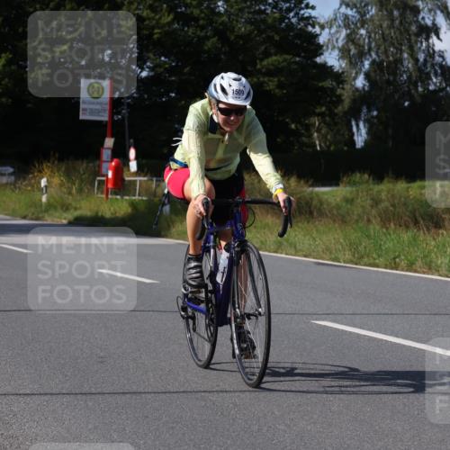 25.08.2024 - Elbe Triathlon Hamburg Fuchs,  Jonas http://msf.ph/oto/6872107 25.08.2024 11:15:35 Radfahren 1509, 1513 meine-sportfotos.de