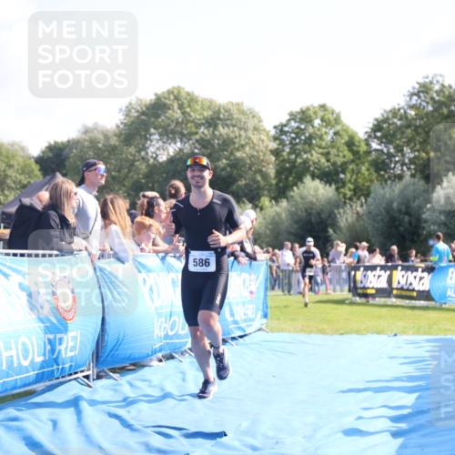 25.08.2024 - Elbe Triathlon Hamburg H.Heesch http://msf.ph/oto/6872108 25.08.2024 11:09:52 Ziel 573, 578, 586, 638 meine-sportfotos.de