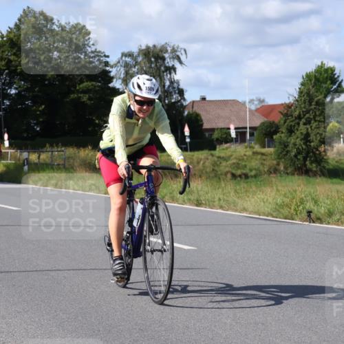 25.08.2024 - Elbe Triathlon Hamburg Fuchs,  Jonas http://msf.ph/oto/6872116 25.08.2024 11:15:35 Radfahren 1509, 1513 meine-sportfotos.de
