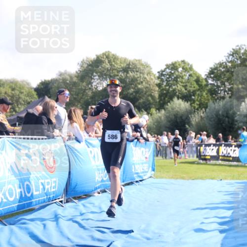 25.08.2024 - Elbe Triathlon Hamburg H.Heesch http://msf.ph/oto/6872123 25.08.2024 11:09:52 Ziel 573, 578, 586, 638 meine-sportfotos.de