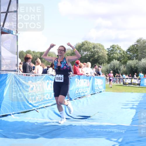 25.08.2024 - Elbe Triathlon Hamburg H.Heesch http://msf.ph/oto/6872141 25.08.2024 11:59:16 Ziel 478, 1472, 1552 meine-sportfotos.de
