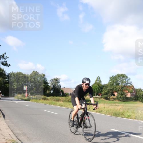 25.08.2024 - Elbe Triathlon Hamburg Fuchs,  Jonas http://msf.ph/oto/6872151 25.08.2024 10:32:57 Radfahren 746, 706, 497, 711, 683 meine-sportfotos.de