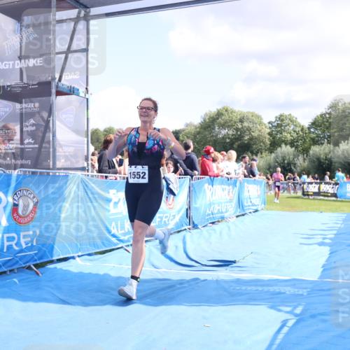 25.08.2024 - Elbe Triathlon Hamburg H.Heesch http://msf.ph/oto/6872168 25.08.2024 11:59:16 Ziel 478, 1472, 1552 meine-sportfotos.de