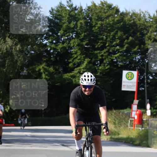 25.08.2024 - Elbe Triathlon Hamburg Fuchs,  Jonas http://msf.ph/oto/6872170 25.08.2024 10:33:00 Radfahren 706, 497, 711, 683, 692 meine-sportfotos.de