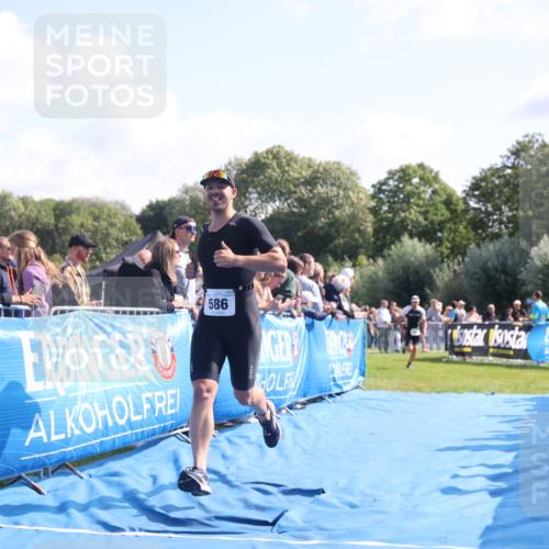 25.08.2024 - Elbe Triathlon Hamburg H.Heesch http://msf.ph/oto/6872172 25.08.2024 11:09:52 Ziel 573, 578, 586, 638 meine-sportfotos.de