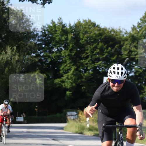 25.08.2024 - Elbe Triathlon Hamburg Fuchs,  Jonas http://msf.ph/oto/6872184 25.08.2024 10:33:01 Radfahren 706, 497, 711, 683, 692, 411 meine-sportfotos.de