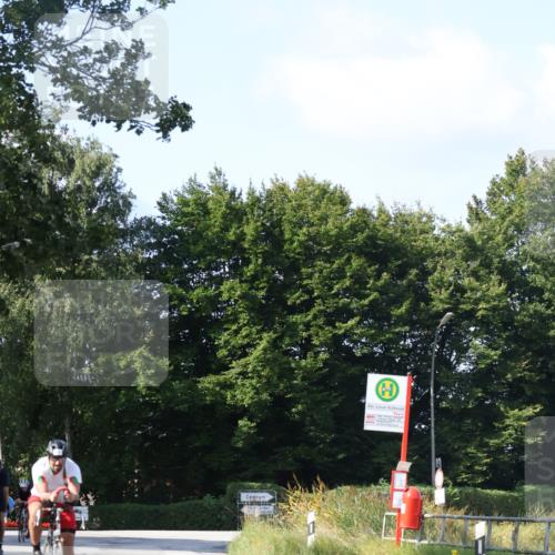 25.08.2024 - Elbe Triathlon Hamburg Fuchs,  Jonas http://msf.ph/oto/6872189 25.08.2024 10:33:01 Radfahren 706, 497, 711, 683, 692, 411 meine-sportfotos.de