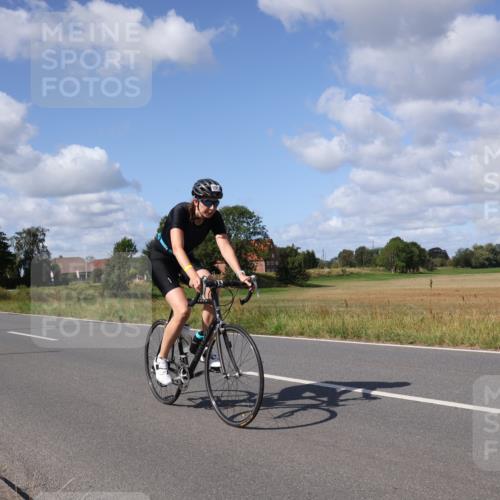 25.08.2024 - Elbe Triathlon Hamburg Fuchs,  Jonas http://msf.ph/oto/6872194 25.08.2024 11:15:40 Radfahren 1509, 1513 meine-sportfotos.de