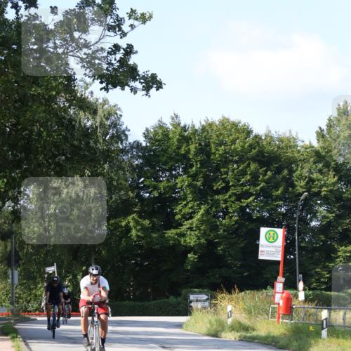 25.08.2024 - Elbe Triathlon Hamburg Fuchs,  Jonas http://msf.ph/oto/6872195 25.08.2024 10:33:01 Radfahren 706, 497, 711, 683, 692, 411 meine-sportfotos.de
