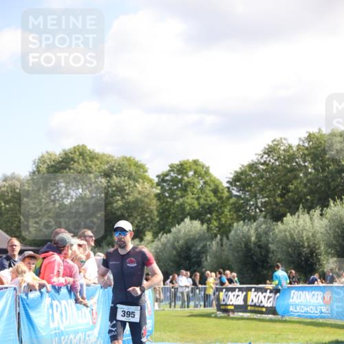 25.08.2024 - Elbe Triathlon Hamburg H.Heesch http://msf.ph/oto/6872209 25.08.2024 11:37:22 Ziel 395 meine-sportfotos.de