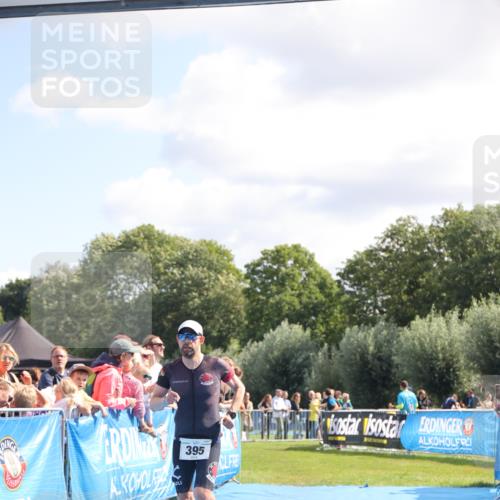 25.08.2024 - Elbe Triathlon Hamburg H.Heesch http://msf.ph/oto/6872221 25.08.2024 11:37:22 Ziel 395 meine-sportfotos.de