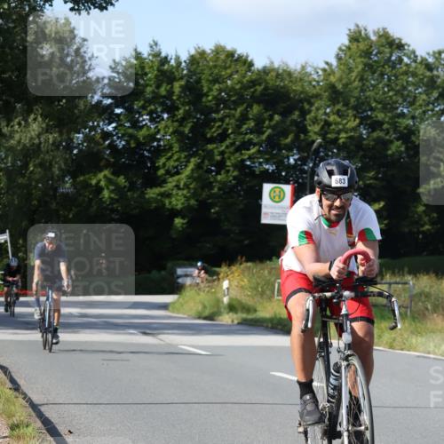 25.08.2024 - Elbe Triathlon Hamburg Fuchs,  Jonas http://msf.ph/oto/6872237 25.08.2024 10:33:03 Radfahren 497, 711, 683, 692, 411 meine-sportfotos.de