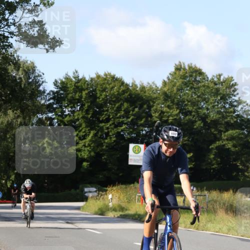 25.08.2024 - Elbe Triathlon Hamburg Fuchs,  Jonas http://msf.ph/oto/6872258 25.08.2024 10:33:05 Radfahren 497, 711, 683, 692, 411, 745 meine-sportfotos.de