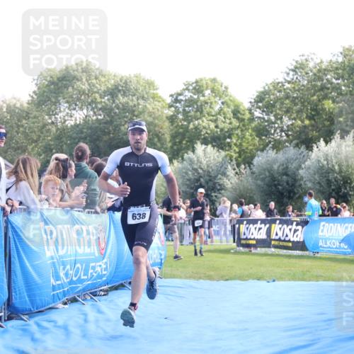 25.08.2024 - Elbe Triathlon Hamburg H.Heesch http://msf.ph/oto/6872268 25.08.2024 11:09:56 Ziel 426, 573, 578, 586, 638 meine-sportfotos.de