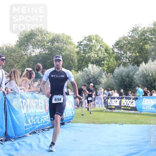 25.08.2024 - Elbe Triathlon Hamburg H.Heesch http://msf.ph/oto/6872286 25.08.2024 11:09:56 Ziel 426, 573, 578, 586, 638 meine-sportfotos.de