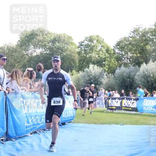 25.08.2024 - Elbe Triathlon Hamburg H.Heesch http://msf.ph/oto/6872295 25.08.2024 11:09:56 Ziel 426, 573, 578, 586, 638 meine-sportfotos.de