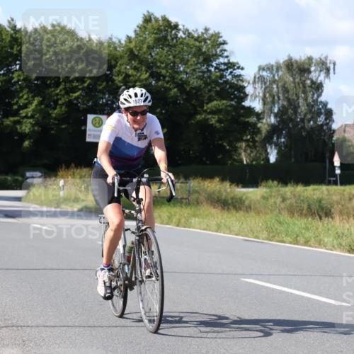 25.08.2024 - Elbe Triathlon Hamburg Fuchs,  Jonas http://msf.ph/oto/6872306 25.08.2024 11:16:42 Radfahren 1527, 1538, 1702 meine-sportfotos.de