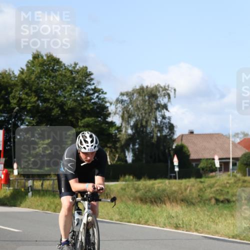 25.08.2024 - Elbe Triathlon Hamburg Fuchs,  Jonas http://msf.ph/oto/6872310 25.08.2024 10:33:08 Radfahren 683, 692, 411, 745 meine-sportfotos.de