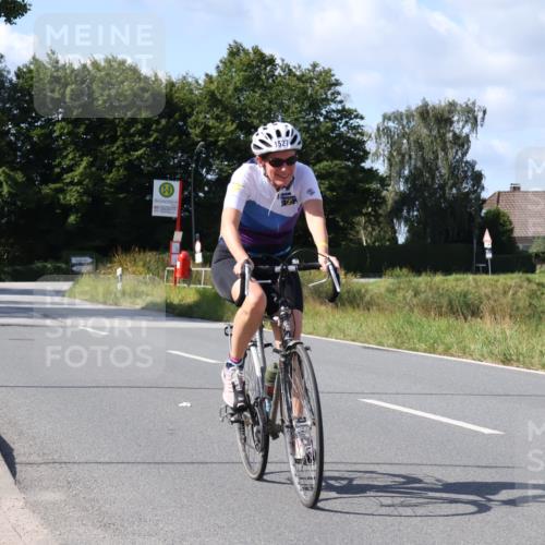 25.08.2024 - Elbe Triathlon Hamburg Fuchs,  Jonas http://msf.ph/oto/6872314 25.08.2024 11:16:42 Radfahren 1527, 1538, 1702 meine-sportfotos.de