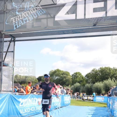 25.08.2024 - Elbe Triathlon Hamburg H.Heesch http://msf.ph/oto/6872315 25.08.2024 11:37:23 Ziel 395 meine-sportfotos.de