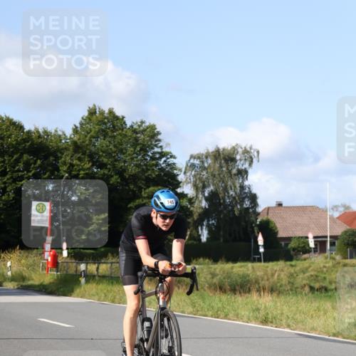 25.08.2024 - Elbe Triathlon Hamburg Fuchs,  Jonas http://msf.ph/oto/6872322 25.08.2024 10:33:12 Radfahren 411, 745, 606 meine-sportfotos.de