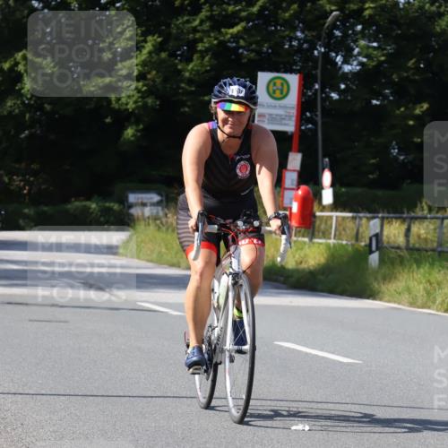 25.08.2024 - Elbe Triathlon Hamburg Fuchs,  Jonas http://msf.ph/oto/6872326 25.08.2024 11:16:44 Radfahren 1527, 1538, 1702 meine-sportfotos.de