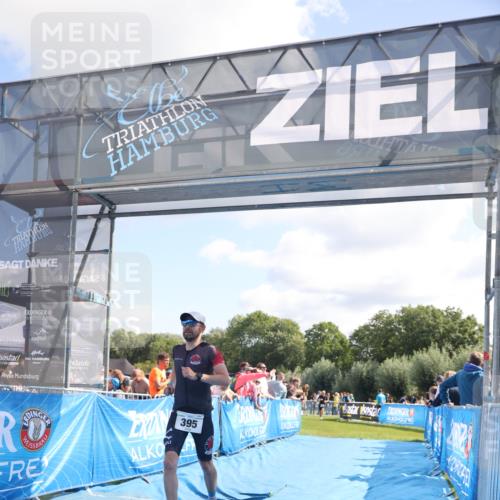 25.08.2024 - Elbe Triathlon Hamburg H.Heesch http://msf.ph/oto/6872342 25.08.2024 11:37:24 Ziel 395, 1417 meine-sportfotos.de