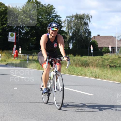25.08.2024 - Elbe Triathlon Hamburg Fuchs,  Jonas http://msf.ph/oto/6872345 25.08.2024 11:16:45 Radfahren 1527, 1538, 1702 meine-sportfotos.de