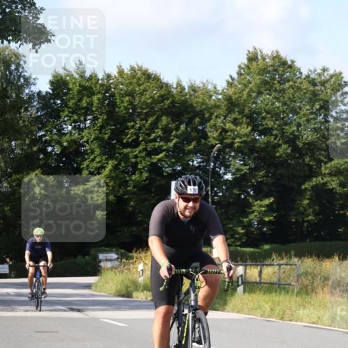 25.08.2024 - Elbe Triathlon Hamburg Fuchs,  Jonas http://msf.ph/oto/6872348 25.08.2024 10:33:27 Radfahren 670, 708, 703, 552 meine-sportfotos.de