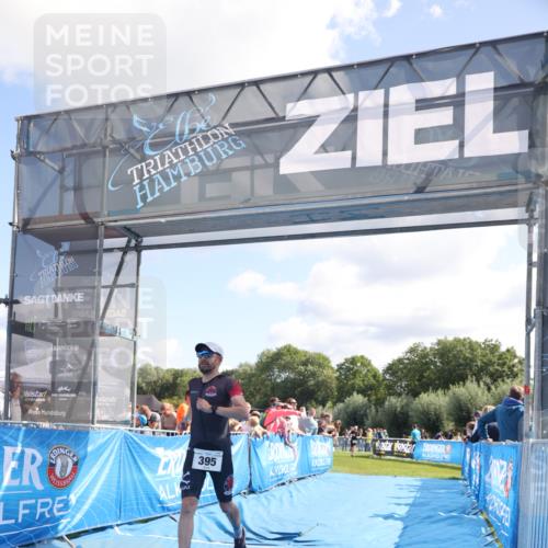 25.08.2024 - Elbe Triathlon Hamburg H.Heesch http://msf.ph/oto/6872349 25.08.2024 11:37:24 Ziel 395, 1417 meine-sportfotos.de