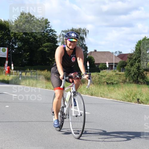 25.08.2024 - Elbe Triathlon Hamburg Fuchs,  Jonas http://msf.ph/oto/6872352 25.08.2024 11:16:45 Radfahren 1527, 1538, 1702 meine-sportfotos.de