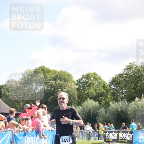 25.08.2024 - Elbe Triathlon Hamburg H.Heesch http://msf.ph/oto/6872390 25.08.2024 11:37:31 Ziel 395, 1417 meine-sportfotos.de