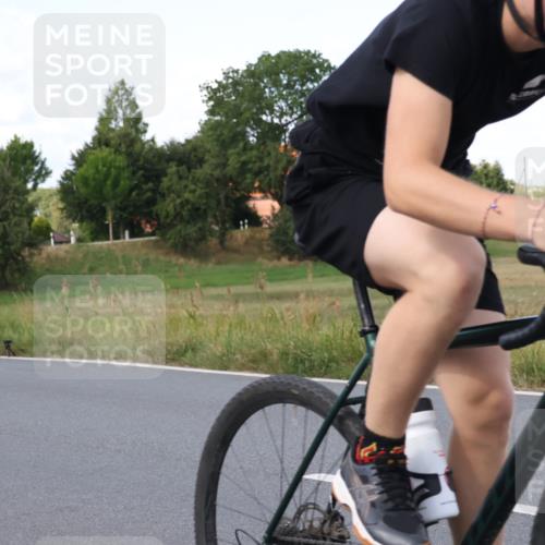 25.08.2024 - Elbe Triathlon Hamburg Fuchs,  Jonas http://msf.ph/oto/6872397 25.08.2024 11:17:01 Radfahren 1610, 1714 meine-sportfotos.de