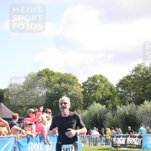 25.08.2024 - Elbe Triathlon Hamburg H.Heesch http://msf.ph/oto/6872402 25.08.2024 11:37:31 Ziel 395, 1417 meine-sportfotos.de