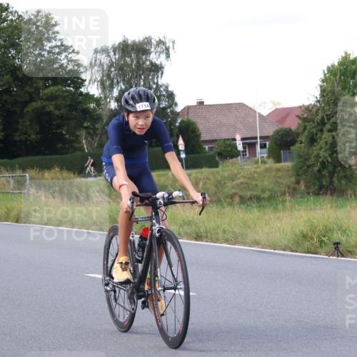 25.08.2024 - Elbe Triathlon Hamburg Fuchs,  Jonas http://msf.ph/oto/6872403 25.08.2024 11:17:04 Radfahren 1610, 1714, 1658, 1580 meine-sportfotos.de