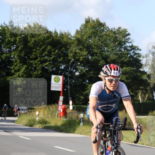 25.08.2024 - Elbe Triathlon Hamburg Fuchs,  Jonas http://msf.ph/oto/6872404 25.08.2024 10:33:31 Radfahren 670, 708, 703, 552, 594, 717 meine-sportfotos.de