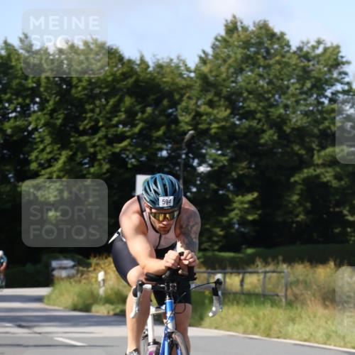 25.08.2024 - Elbe Triathlon Hamburg Fuchs,  Jonas http://msf.ph/oto/6872408 25.08.2024 10:33:36 Radfahren 552, 594, 717, 563, 505 meine-sportfotos.de