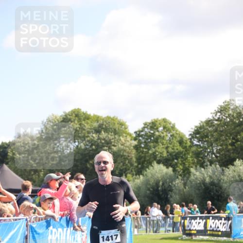 25.08.2024 - Elbe Triathlon Hamburg H.Heesch http://msf.ph/oto/6872409 25.08.2024 11:37:31 Ziel 395, 1417 meine-sportfotos.de