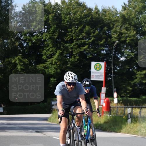 25.08.2024 - Elbe Triathlon Hamburg Fuchs,  Jonas http://msf.ph/oto/6872425 25.08.2024 10:33:38 Radfahren 594, 717, 563, 505, 679 meine-sportfotos.de