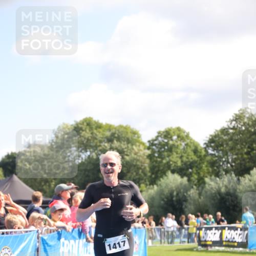 25.08.2024 - Elbe Triathlon Hamburg H.Heesch http://msf.ph/oto/6872431 25.08.2024 11:37:31 Ziel 395, 1417 meine-sportfotos.de