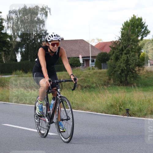 25.08.2024 - Elbe Triathlon Hamburg Fuchs,  Jonas http://msf.ph/oto/6872441 25.08.2024 11:17:08 Radfahren 1714, 1658, 1580 meine-sportfotos.de