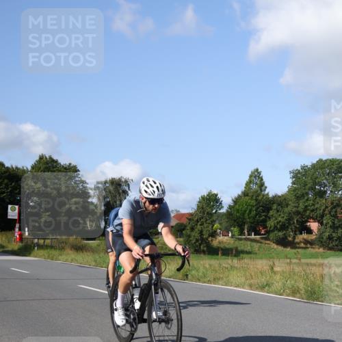 25.08.2024 - Elbe Triathlon Hamburg Fuchs,  Jonas http://msf.ph/oto/6872454 25.08.2024 10:33:39 Radfahren 594, 717, 563, 505, 679 meine-sportfotos.de