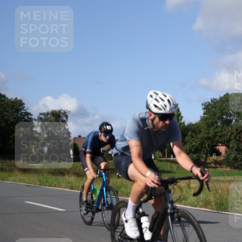 25.08.2024 - Elbe Triathlon Hamburg Fuchs,  Jonas http://msf.ph/oto/6872458 25.08.2024 10:33:39 Radfahren 594, 717, 563, 505, 679 meine-sportfotos.de