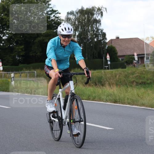 25.08.2024 - Elbe Triathlon Hamburg Fuchs,  Jonas http://msf.ph/oto/6872469 25.08.2024 11:17:10 Radfahren 1658, 1580, 1503 meine-sportfotos.de