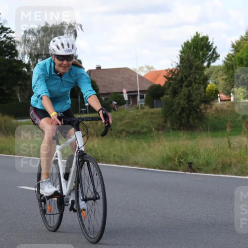25.08.2024 - Elbe Triathlon Hamburg Fuchs,  Jonas http://msf.ph/oto/6872476 25.08.2024 11:17:11 Radfahren 1658, 1580, 1503 meine-sportfotos.de