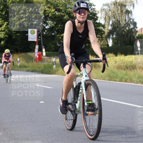 25.08.2024 - Elbe Triathlon Hamburg Fuchs,  Jonas http://msf.ph/oto/6872501 25.08.2024 11:17:17 Radfahren 1503, 1692, 1694 meine-sportfotos.de