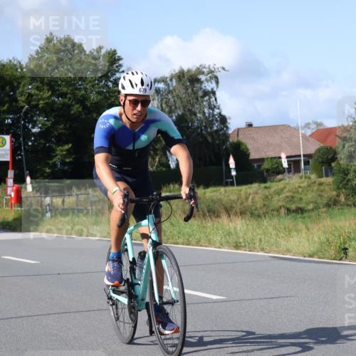 25.08.2024 - Elbe Triathlon Hamburg Fuchs,  Jonas http://msf.ph/oto/6872516 25.08.2024 10:33:45 Radfahren 505, 679, 618, 609 meine-sportfotos.de