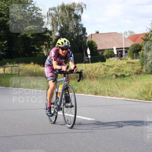 25.08.2024 - Elbe Triathlon Hamburg Fuchs,  Jonas http://msf.ph/oto/6872524 25.08.2024 11:17:18 Radfahren 1503, 1692, 1694 meine-sportfotos.de