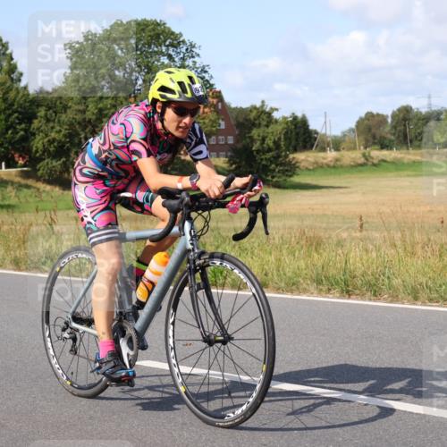 25.08.2024 - Elbe Triathlon Hamburg Fuchs,  Jonas http://msf.ph/oto/6872548 25.08.2024 11:17:19 Radfahren 1503, 1692, 1694 meine-sportfotos.de